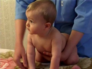 teen's massage and developing gymnastics (from 6 months to 1 year)