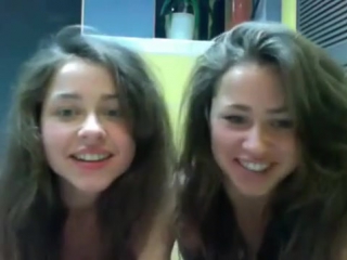 two sisters in video chat